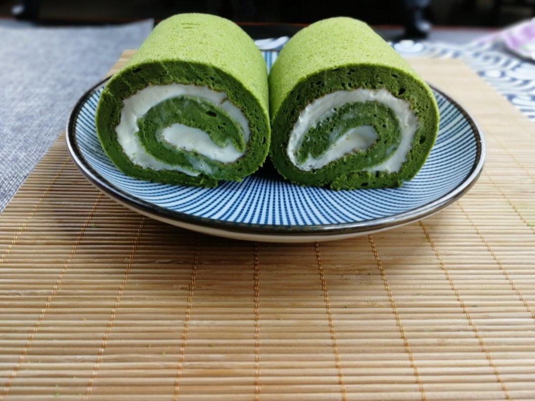 唯美食与爱情不可辜负 做的抹茶千层卷~vitamix 版