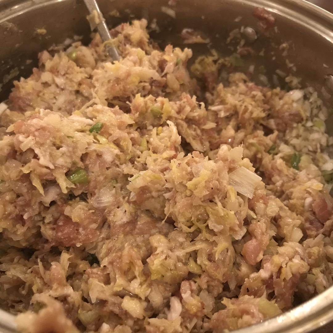 手机用户9927_yl70做的猪肉酸菜水饺馅