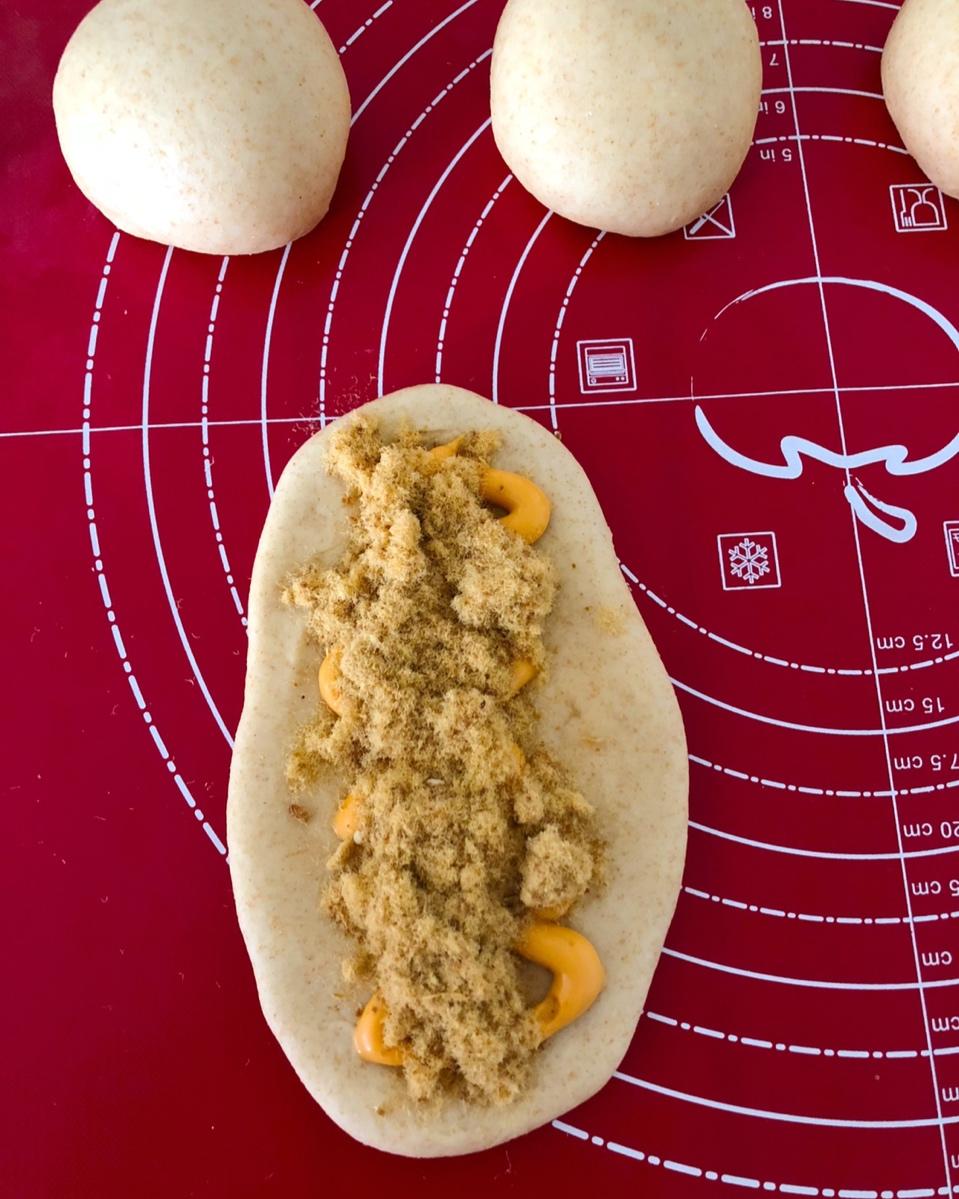 超好吃的肉松面包