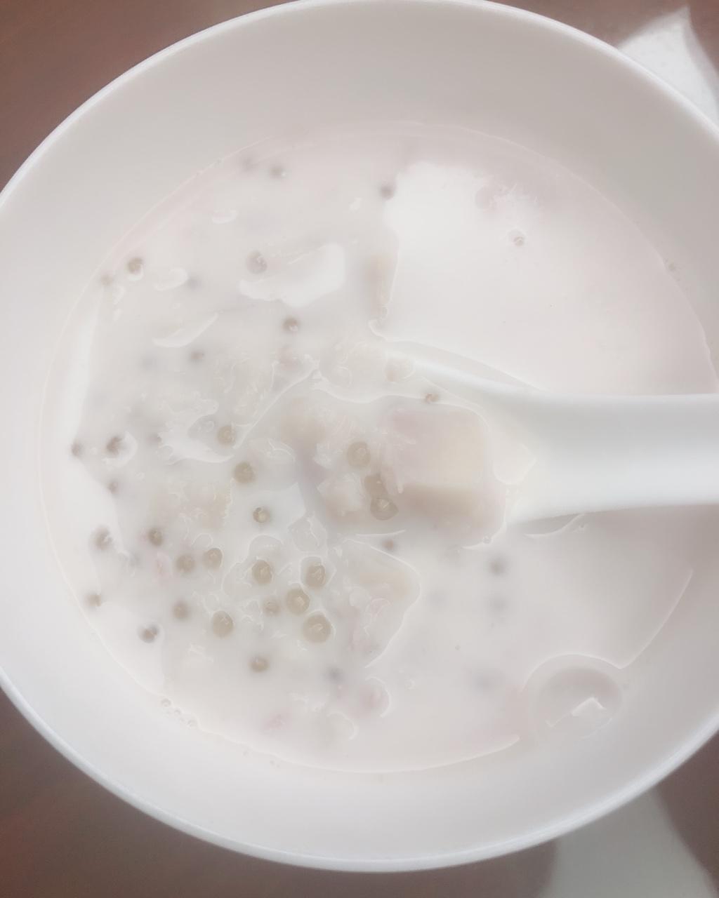 芋头椰汁西米露