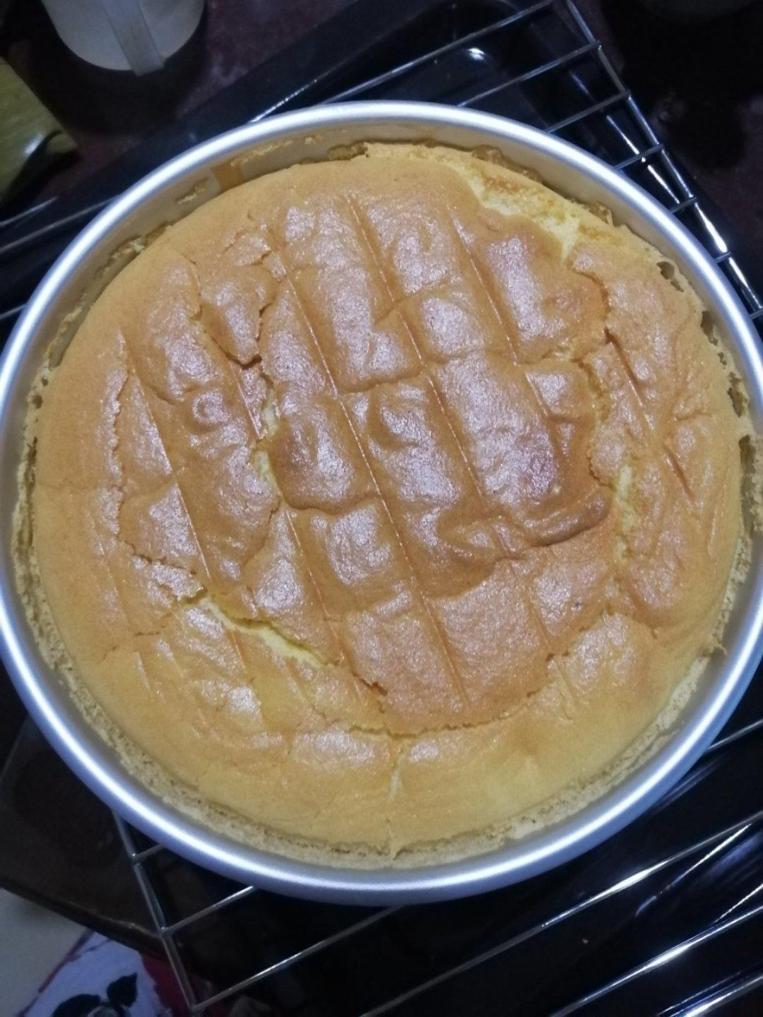 八寸戚风蛋糕（适合做裱花奶油蛋糕胚）