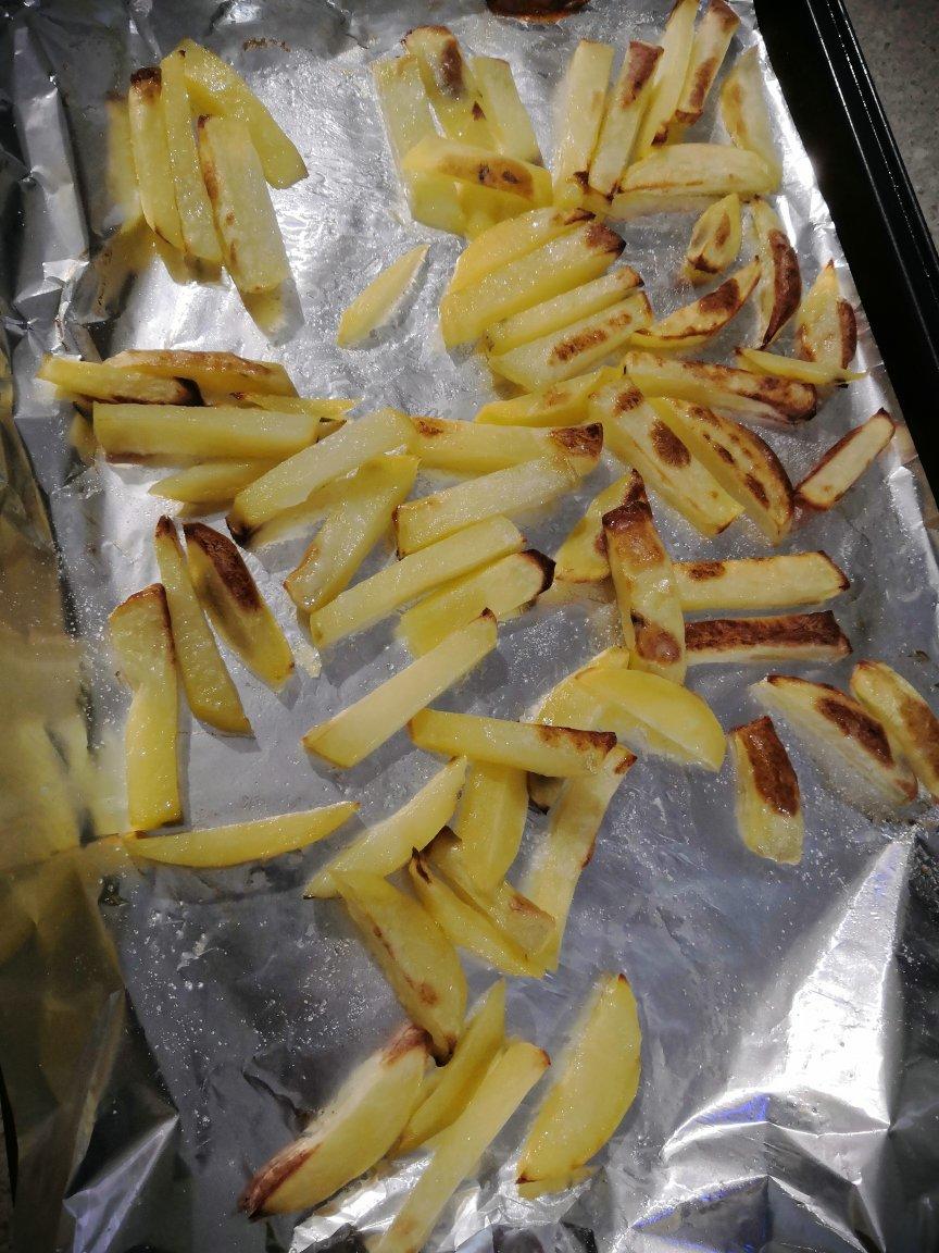 不用炸的简单烤薯条🍟追剧哄小孩小零食椒盐薯条番茄酱薯条二种口味