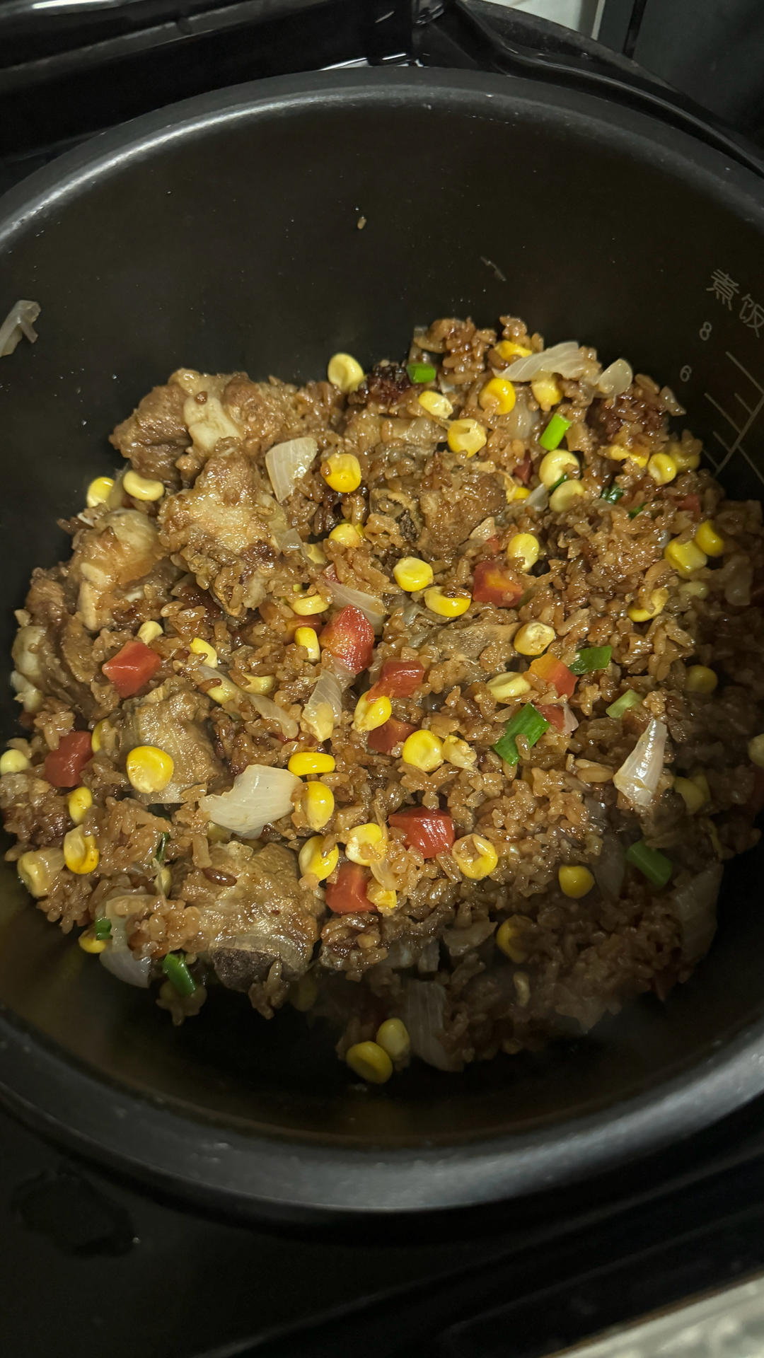 【排骨焖饭】
