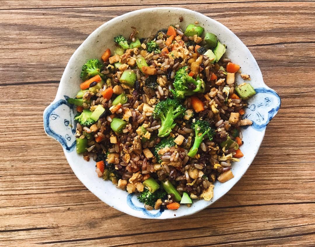 【减脂餐】越吃越瘦的杂蔬炒饭