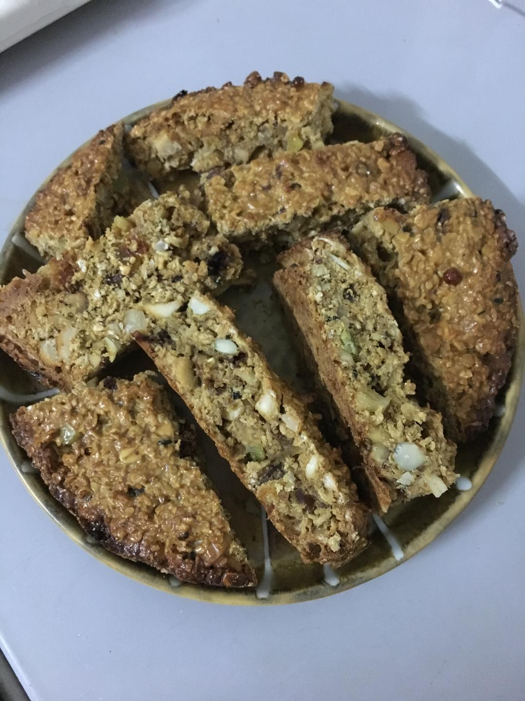 快手燕麦坚果能量棒的做法
