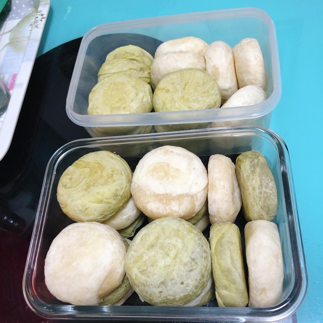 酥皮绿豆饼   酥得掉渣渣