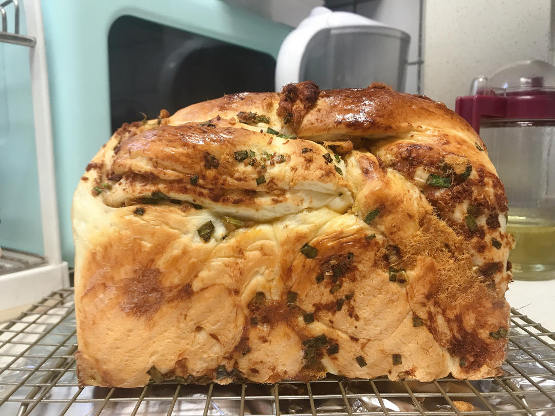 香葱肉松手撕吐司