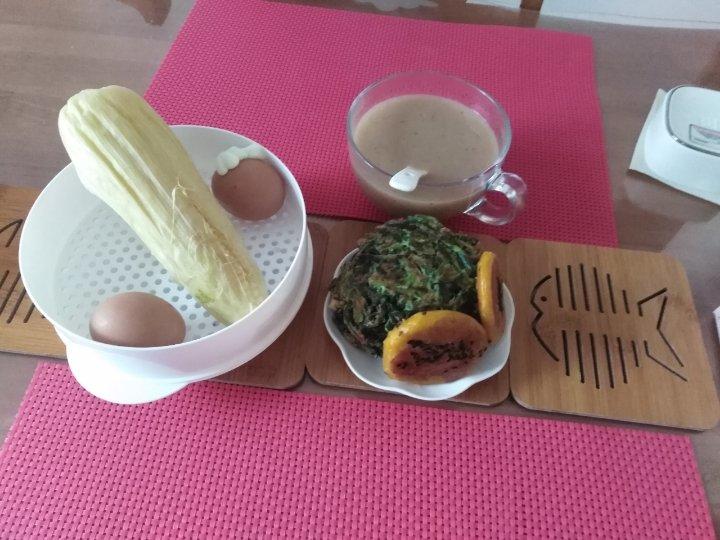 菠菜胡萝卜蛋饼