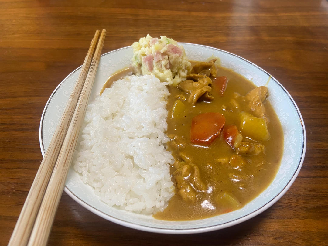 零失败日式咖喱鸡肉饭！！最正宗日本家庭做法！简单又好吃！