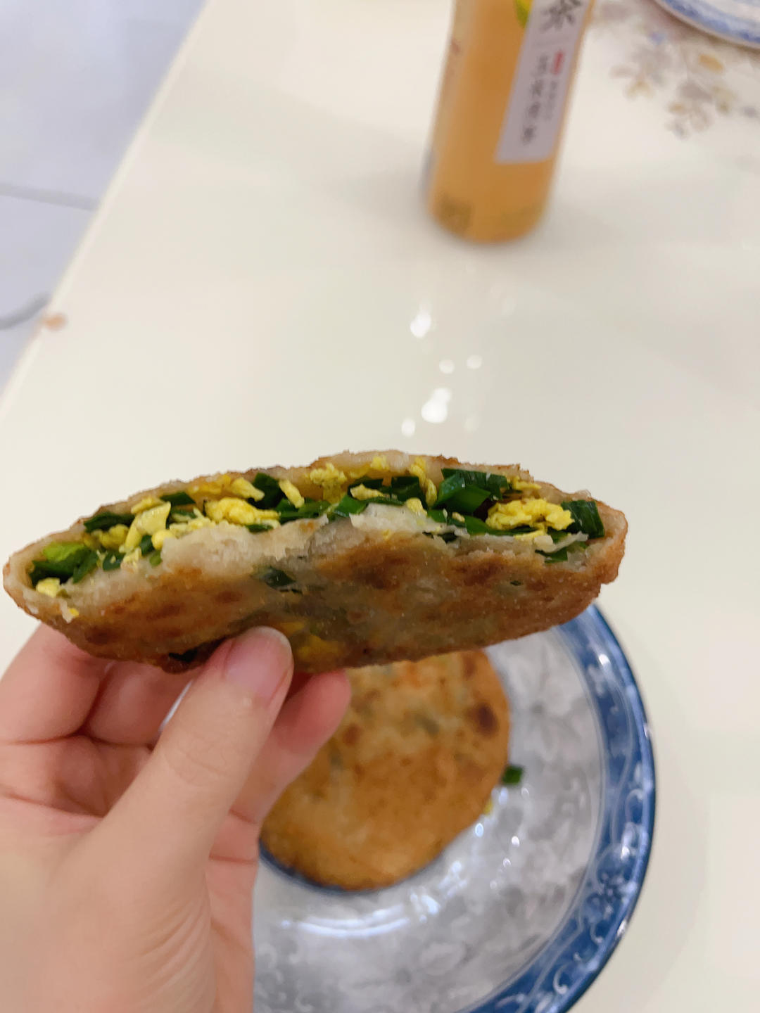 吹弹可破的韭菜盒子