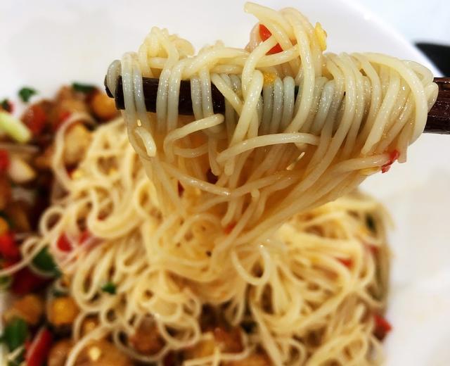 双椒拌粉的做法