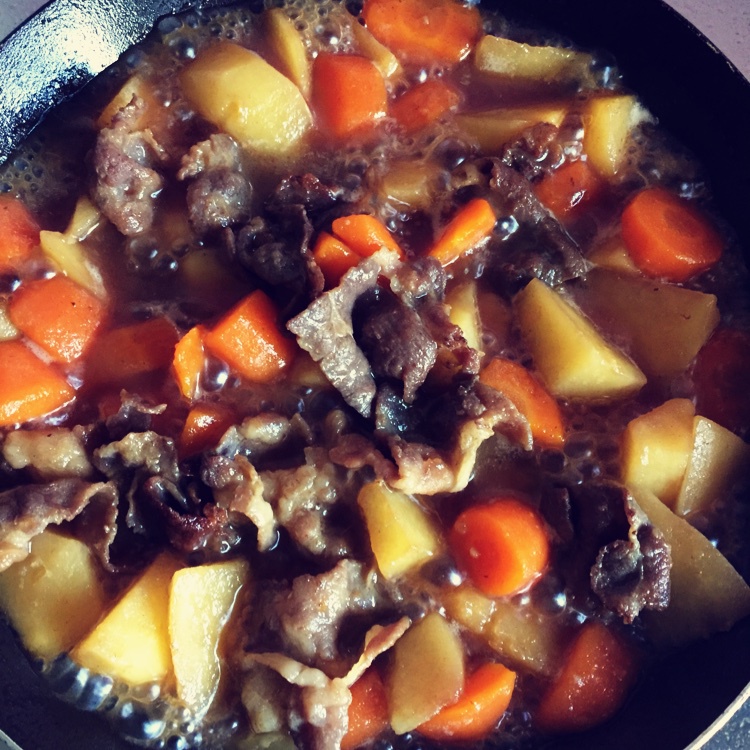 日式土豆炖牛肉