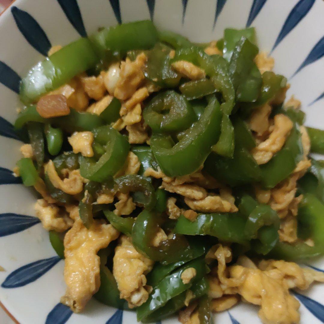 青椒炒鸡蛋(原图，从不修图)