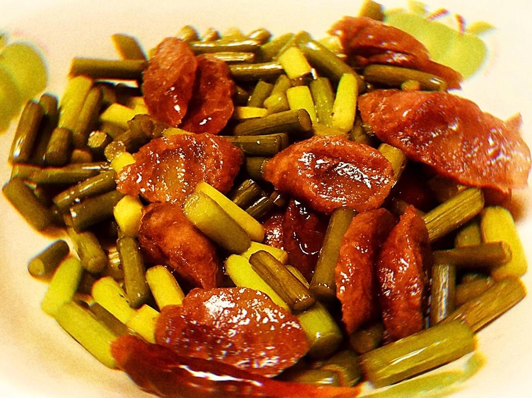 蒜苔炒腊肠