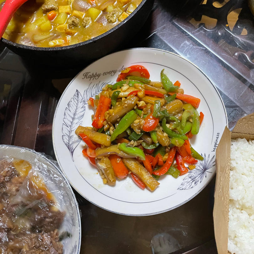 这么炒的青椒炒茄子，饭可以多吃两碗