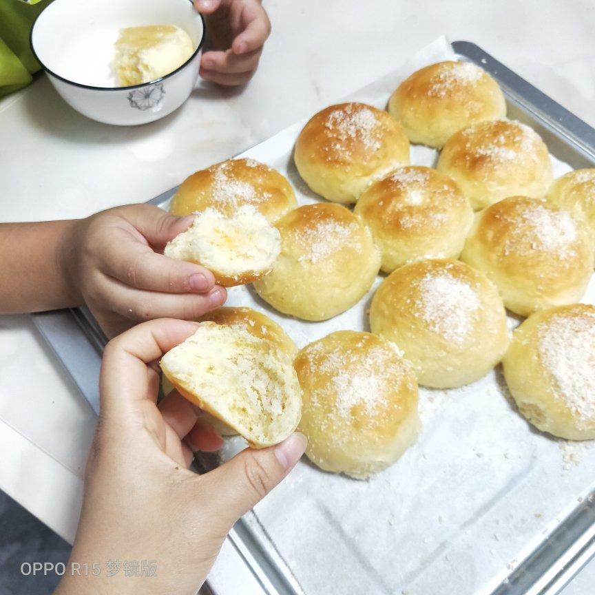奶油奶酪椰蓉餐包