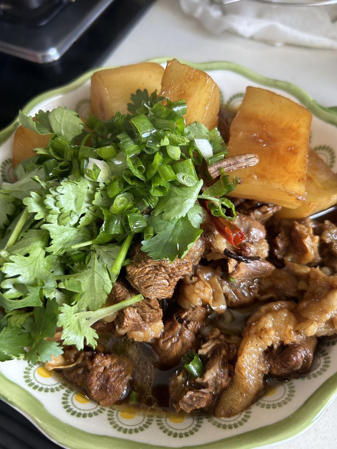广式萝卜炖牛腩