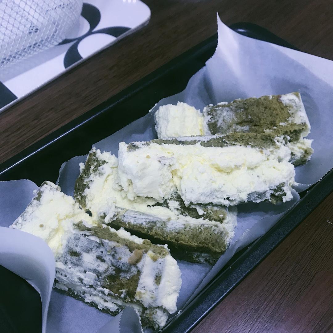 抹茶红豆蛋糕卷