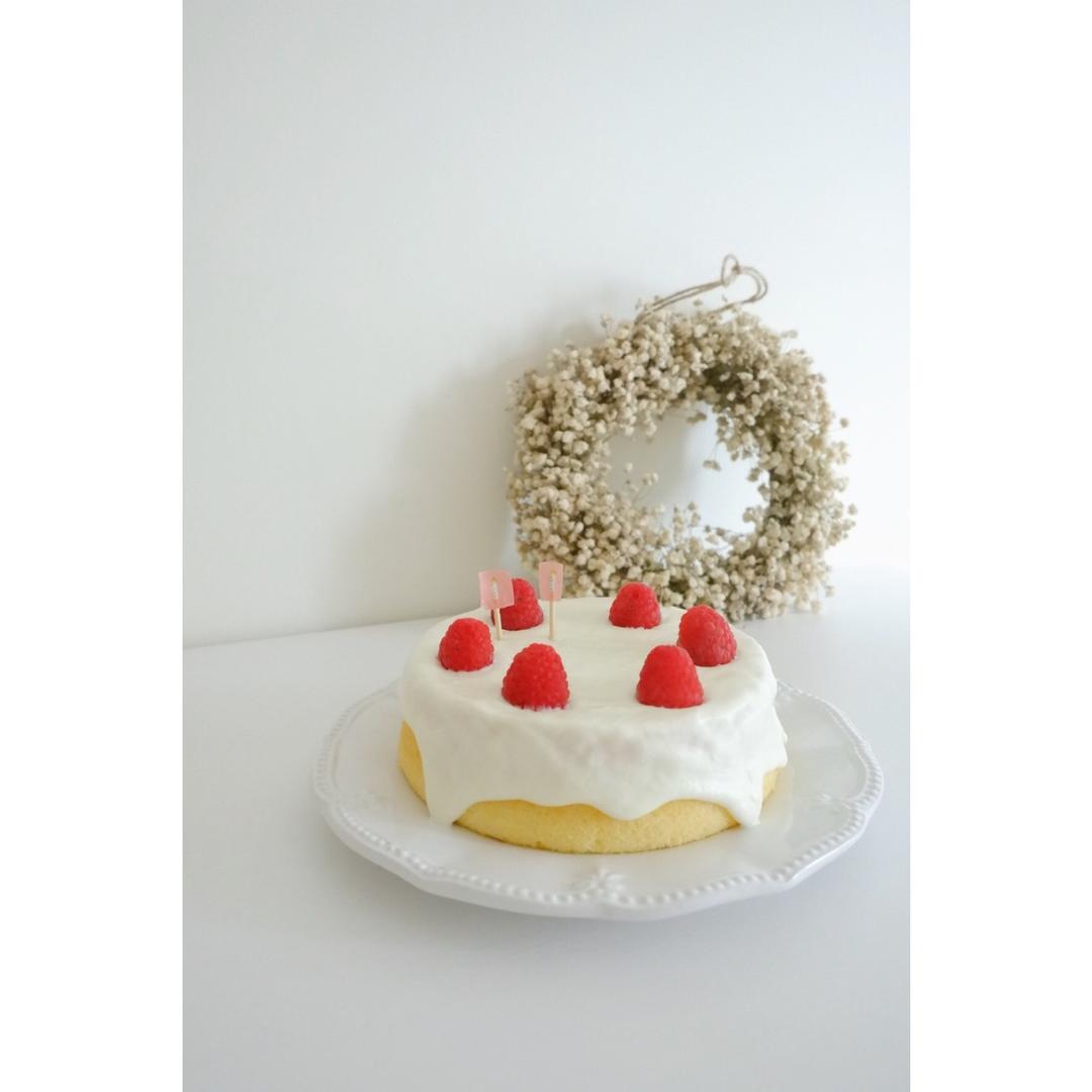 超简单四寸滴落草莓奶油蛋糕【北鼎烤箱菜谱】