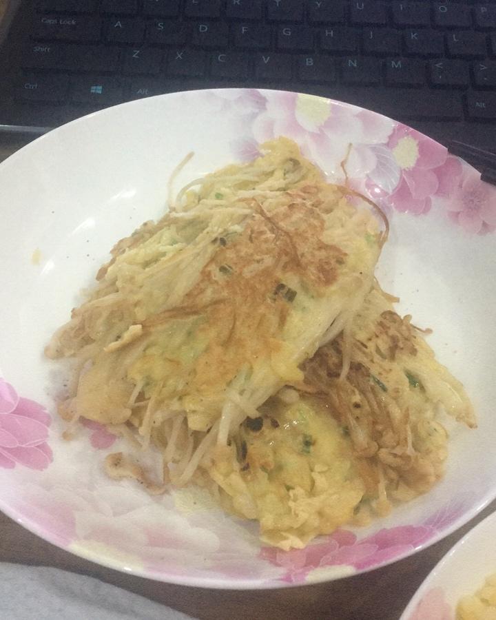 金针菇蛋饼