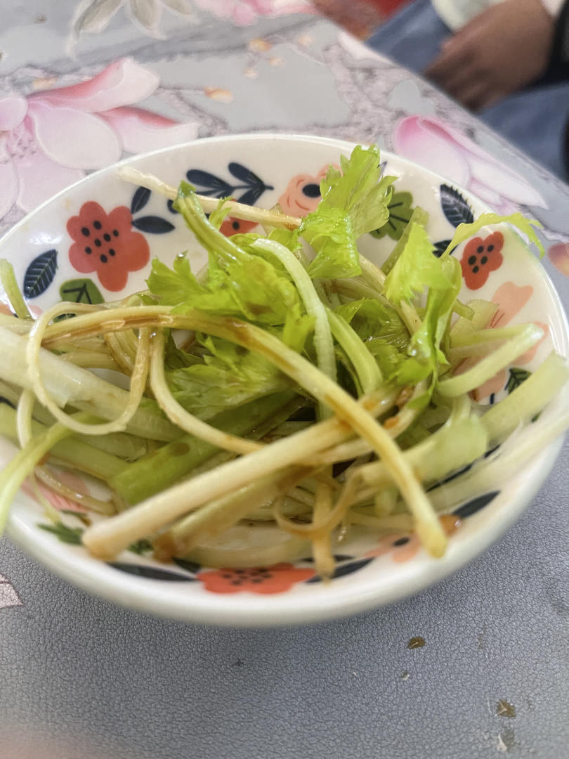 凉拌马家沟芹菜