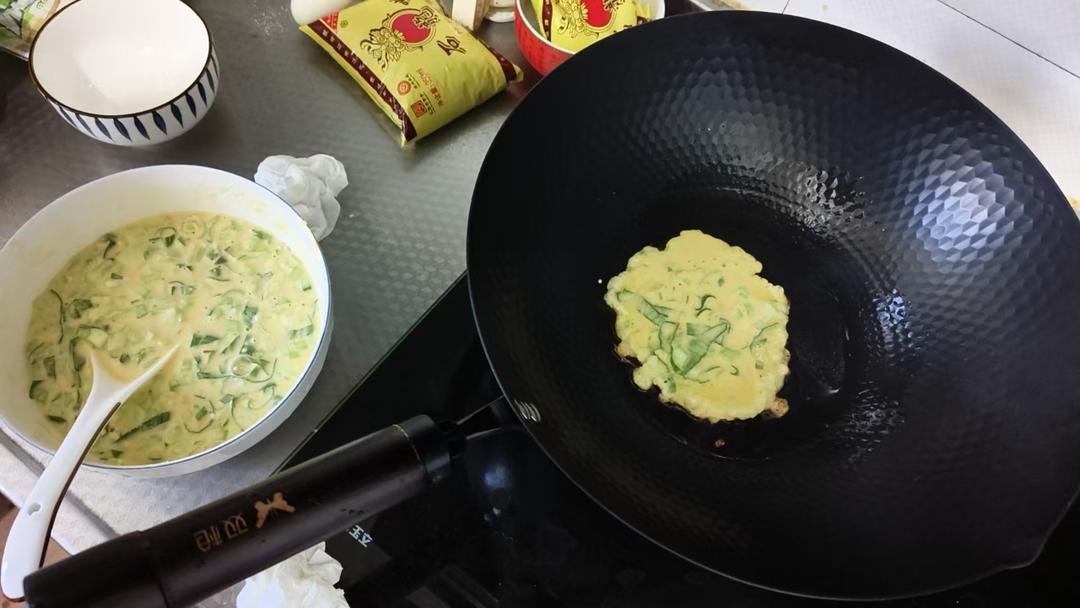 鸡蛋青菜饼