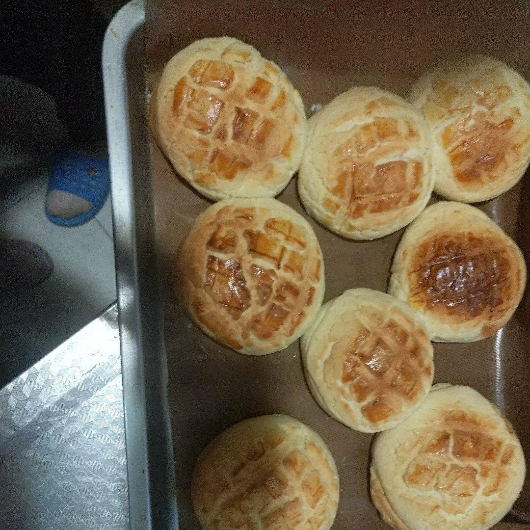 菠萝包