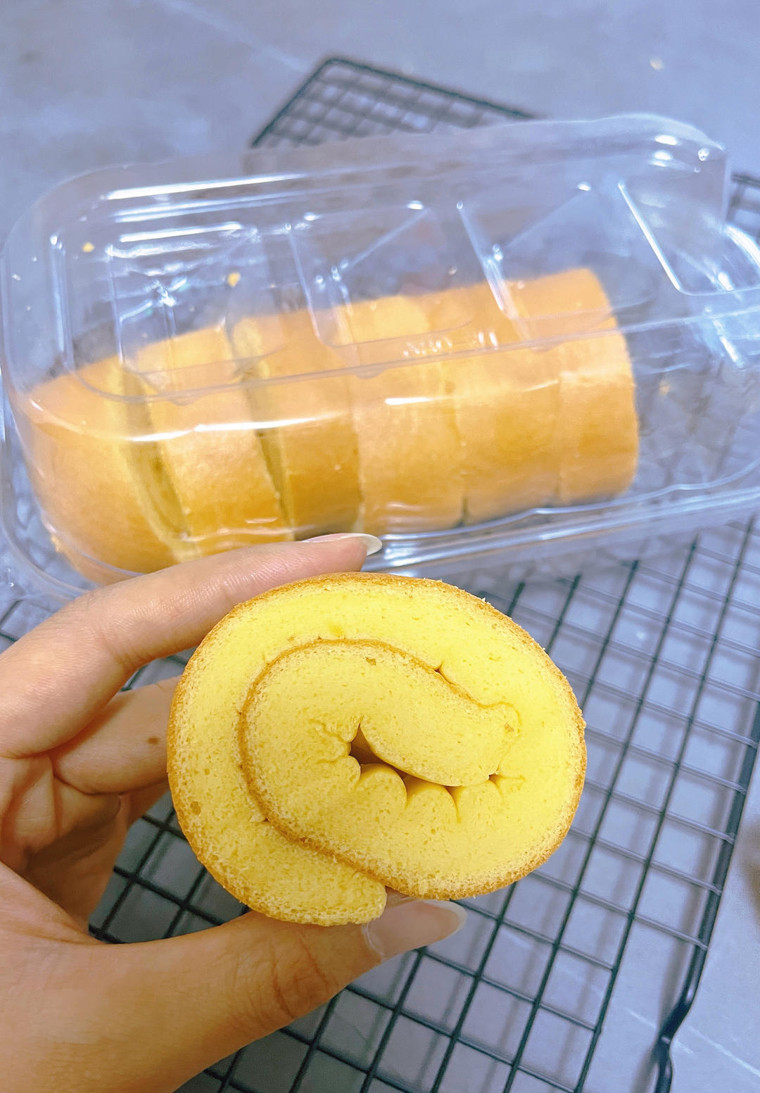 蛋糕卷这样做‼️不掉皮不开裂（小视频食谱）