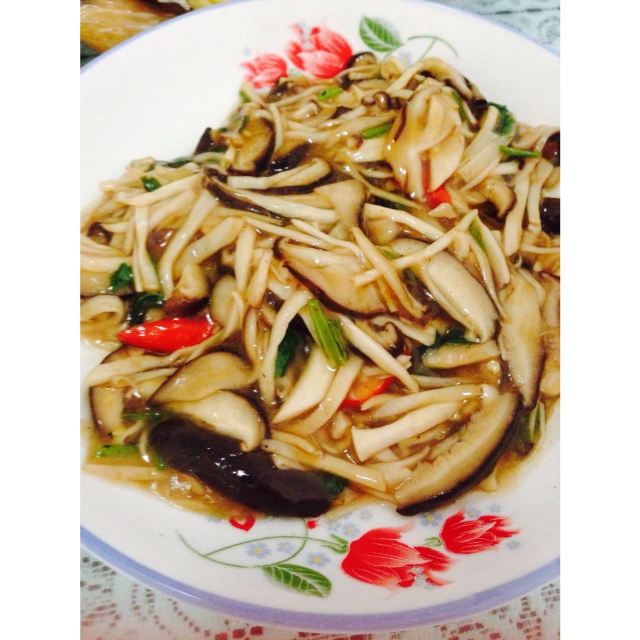 黑椒炒杂菌