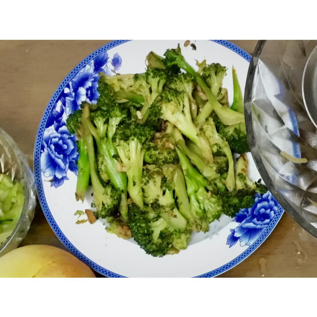 蒜蓉西兰花