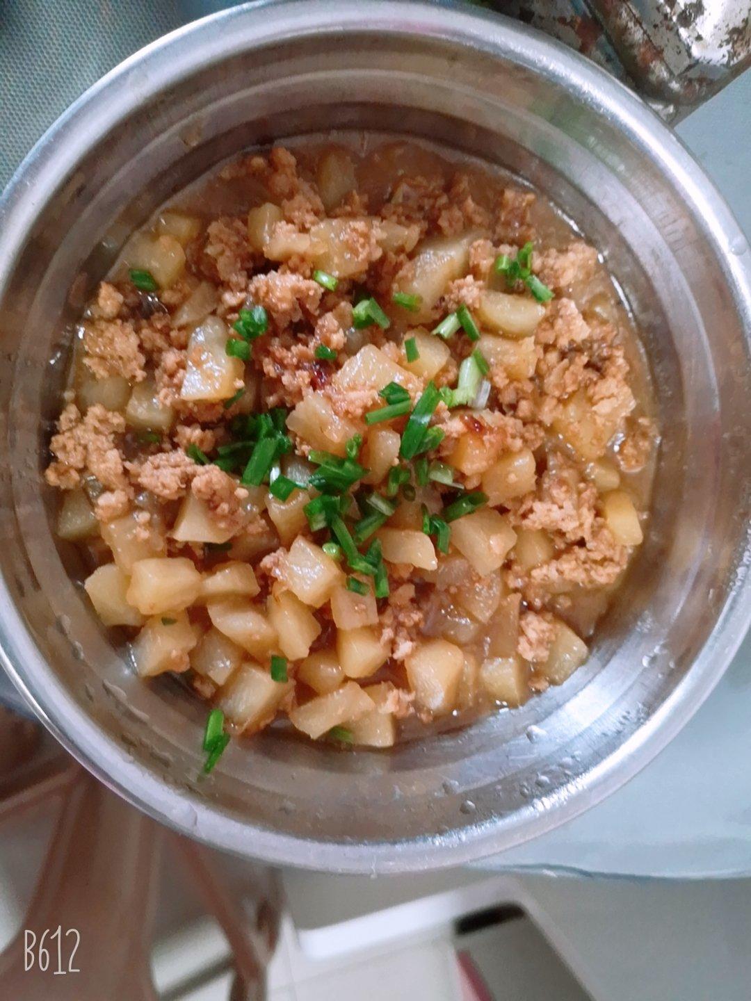 肉末土豆浇饭