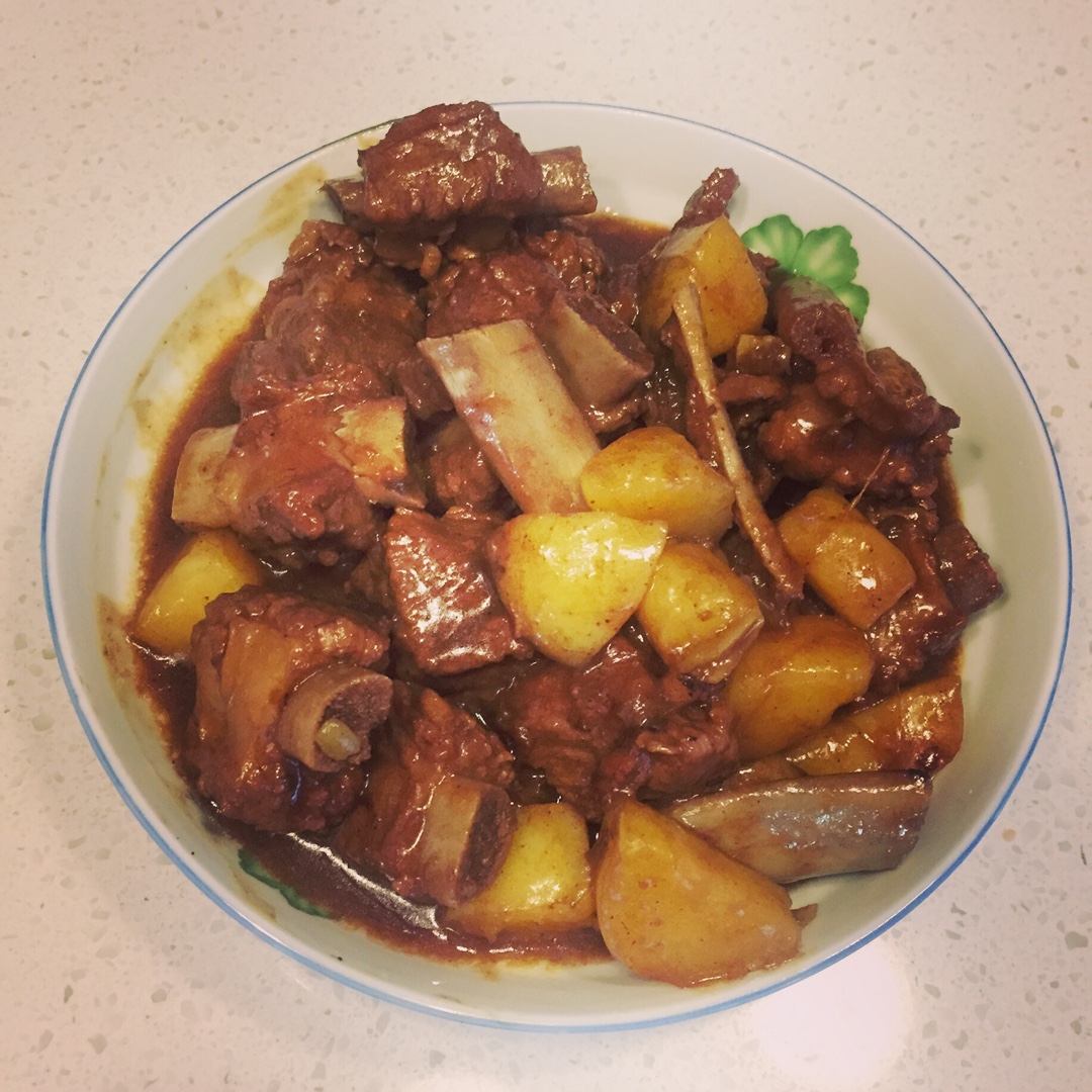 胡萝卜土豆炖排骨