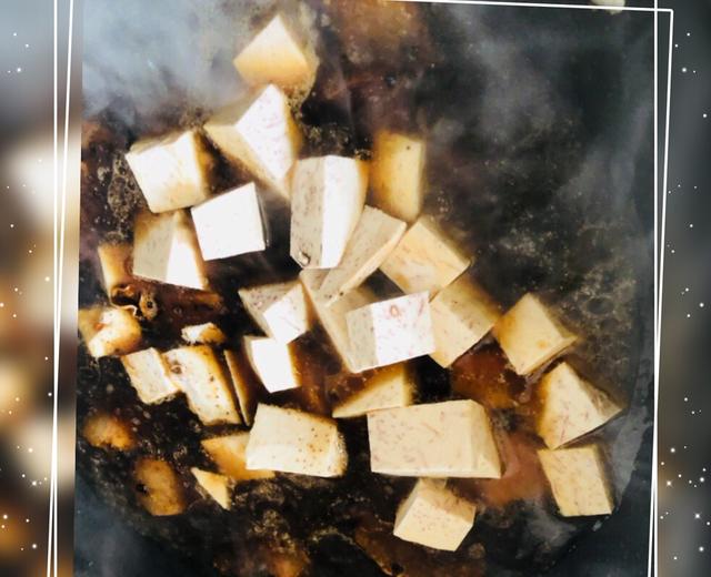 荔浦芋头烧腊肉——无难度的做法