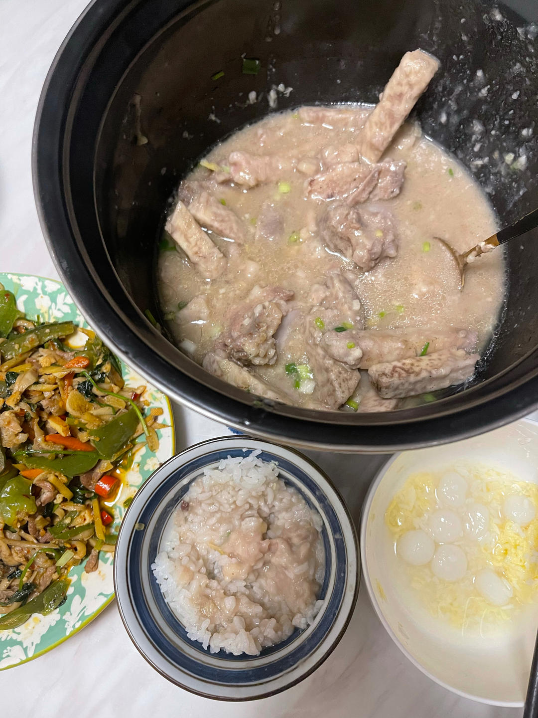 快手高压锅芋头炖排骨