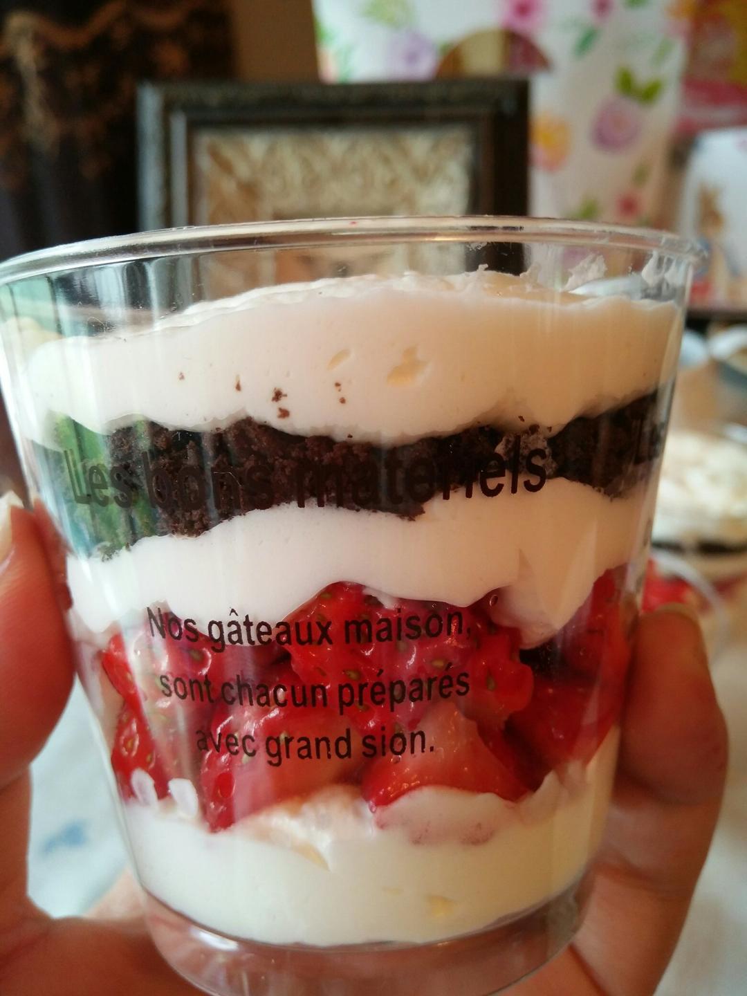 奶油水果杯（消耗淡奶油和吃货最爱）