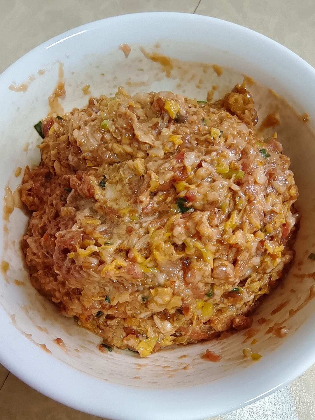 吃不够的酸菜肉馅饺子