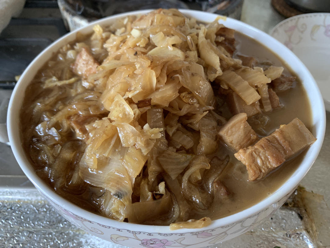 东北酸菜猪肉炖粉条