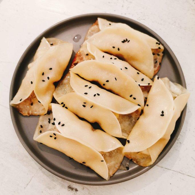 猪肉白菜锅贴
