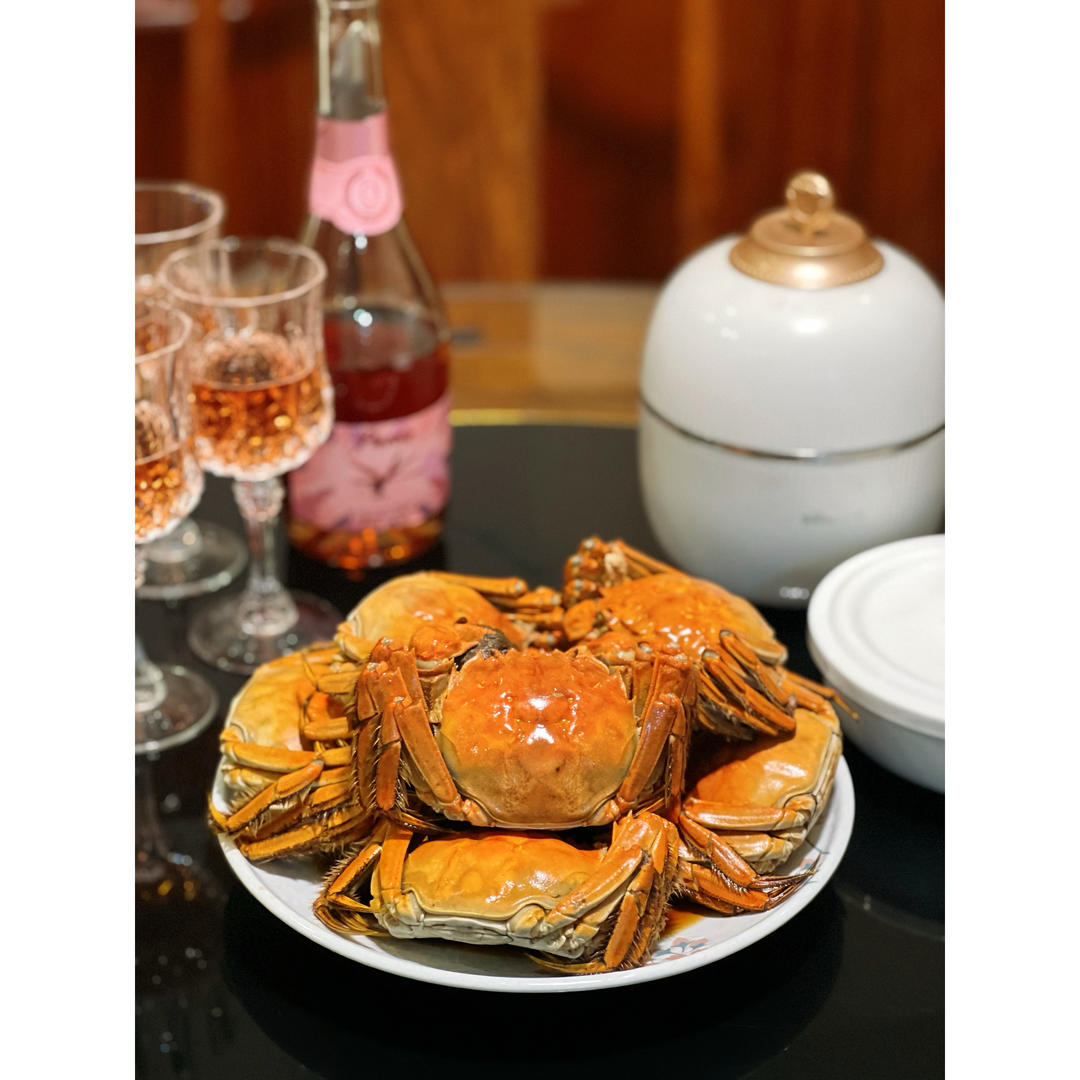 吮指花雕熟醉蟹