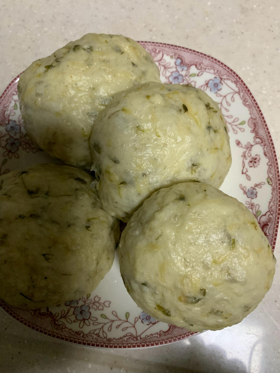 槐树花的最经典吃法一一槐树花馒头