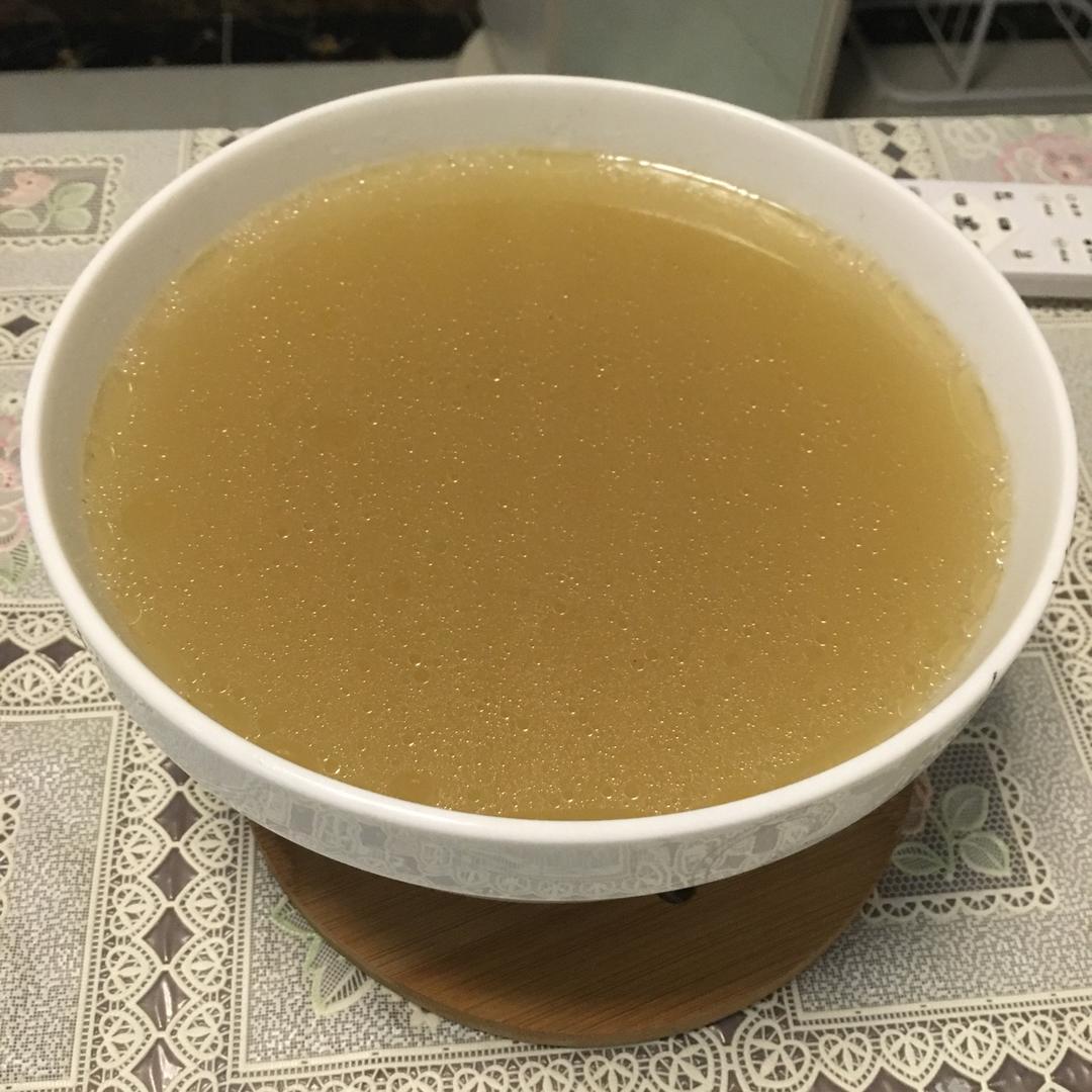 胡萝卜芹菜大骨汤