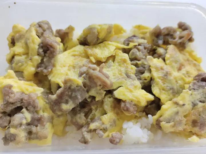 滑蛋牛肉，牛肉滑嫩，鸡蛋松软