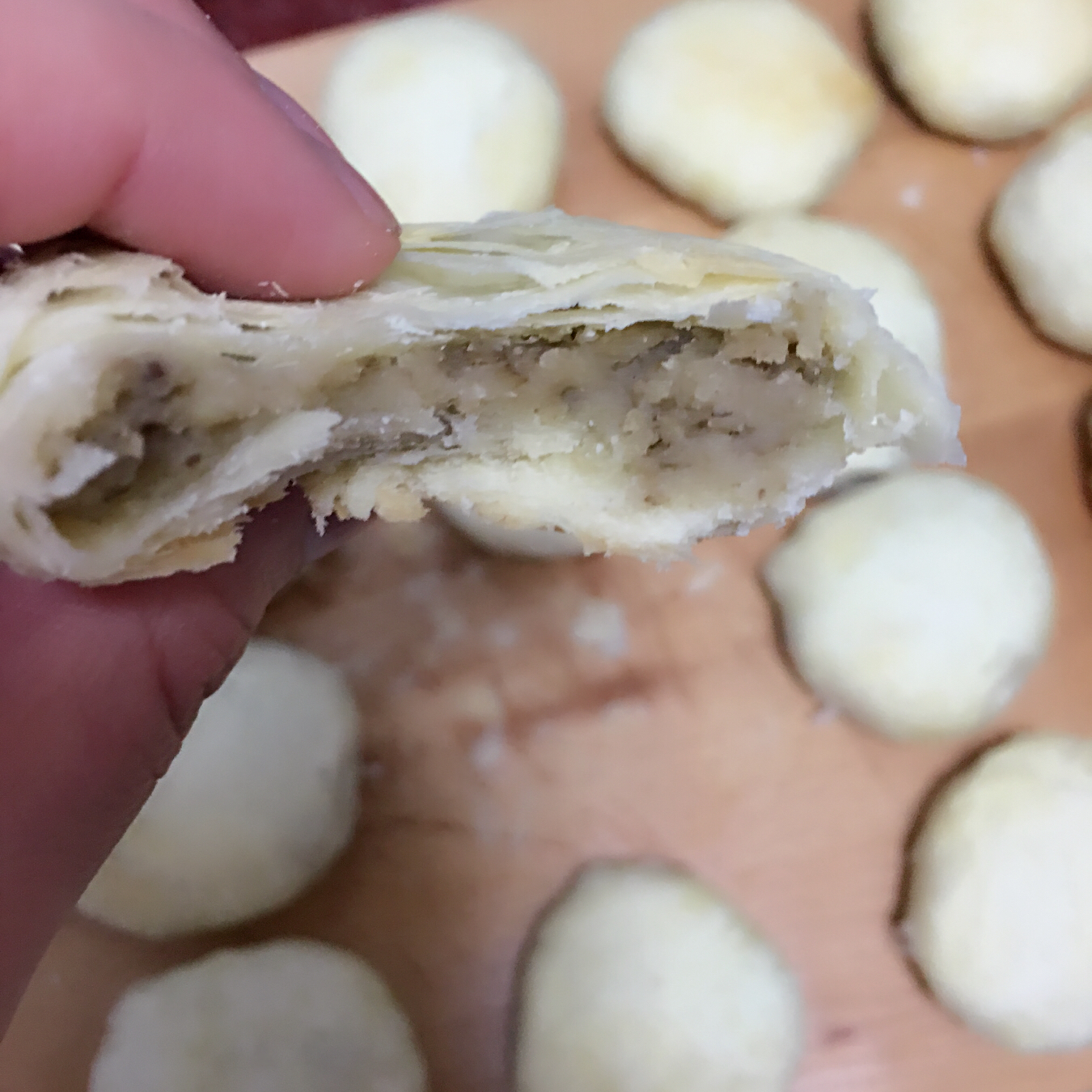 酥皮绿豆饼   酥得掉渣渣