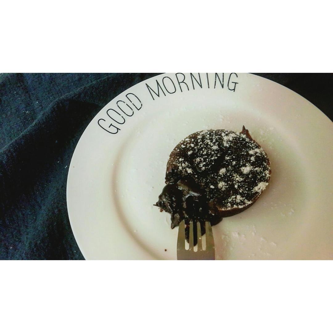 巧克力熔岩蛋糕(全图文超简单)