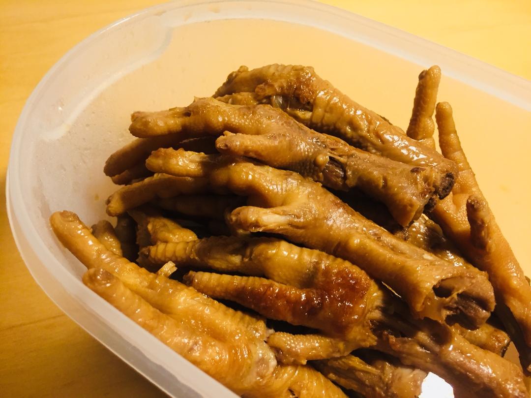 卤鸡脚
