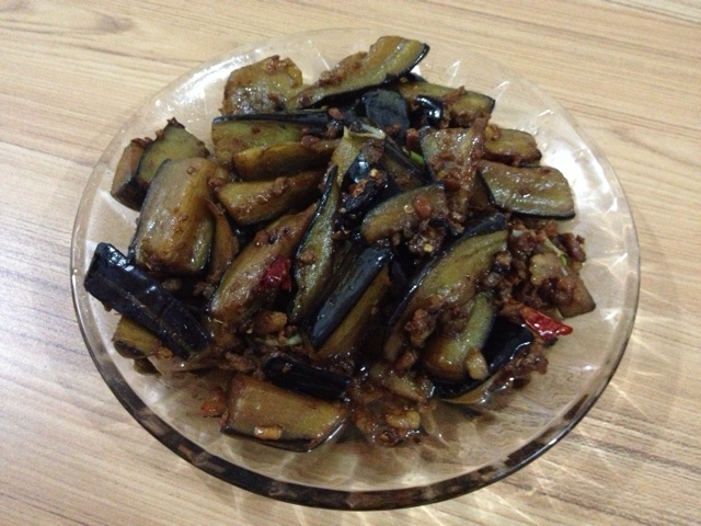 酱香肉末烧茄子