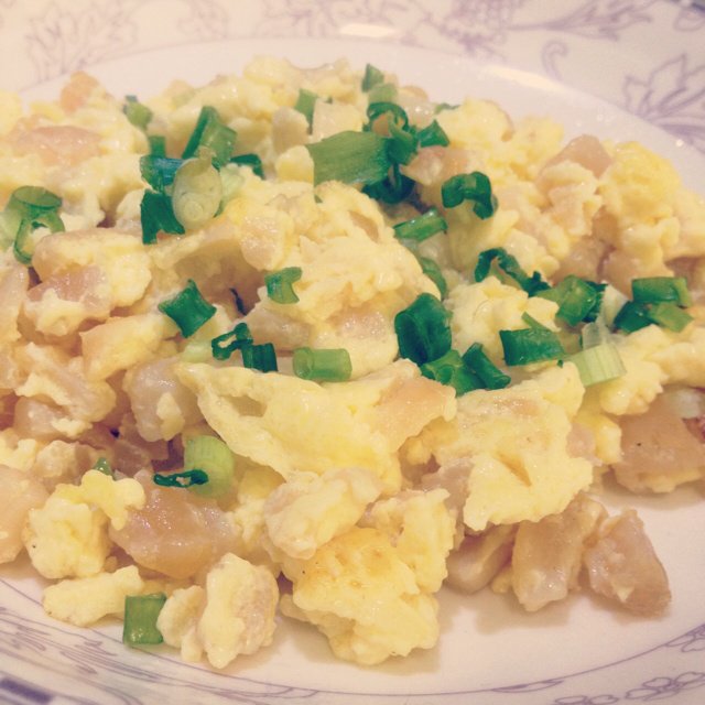 干贝炒鸡蛋（中式的scrambled egg）