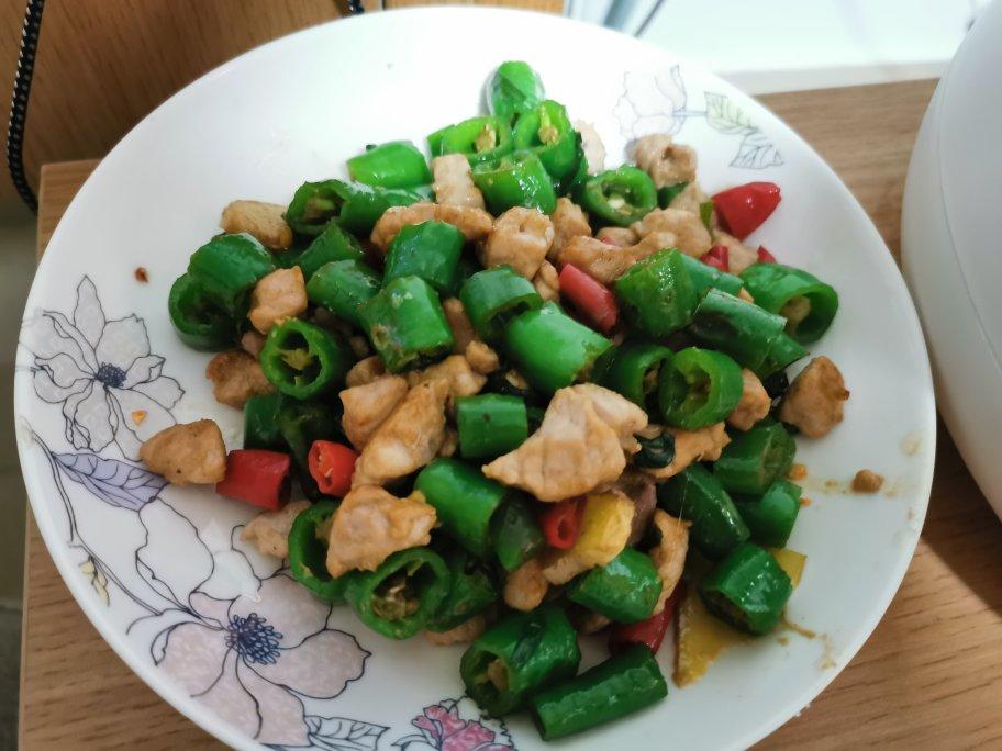 猪肉炒青椒