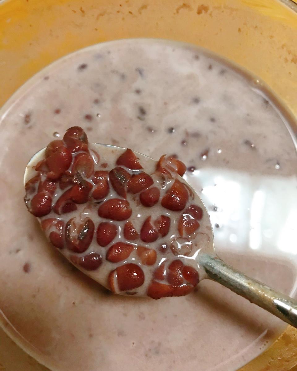 红豆牛奶
