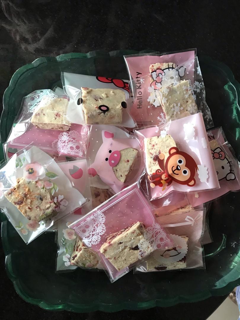 蔓越莓牛轧糖